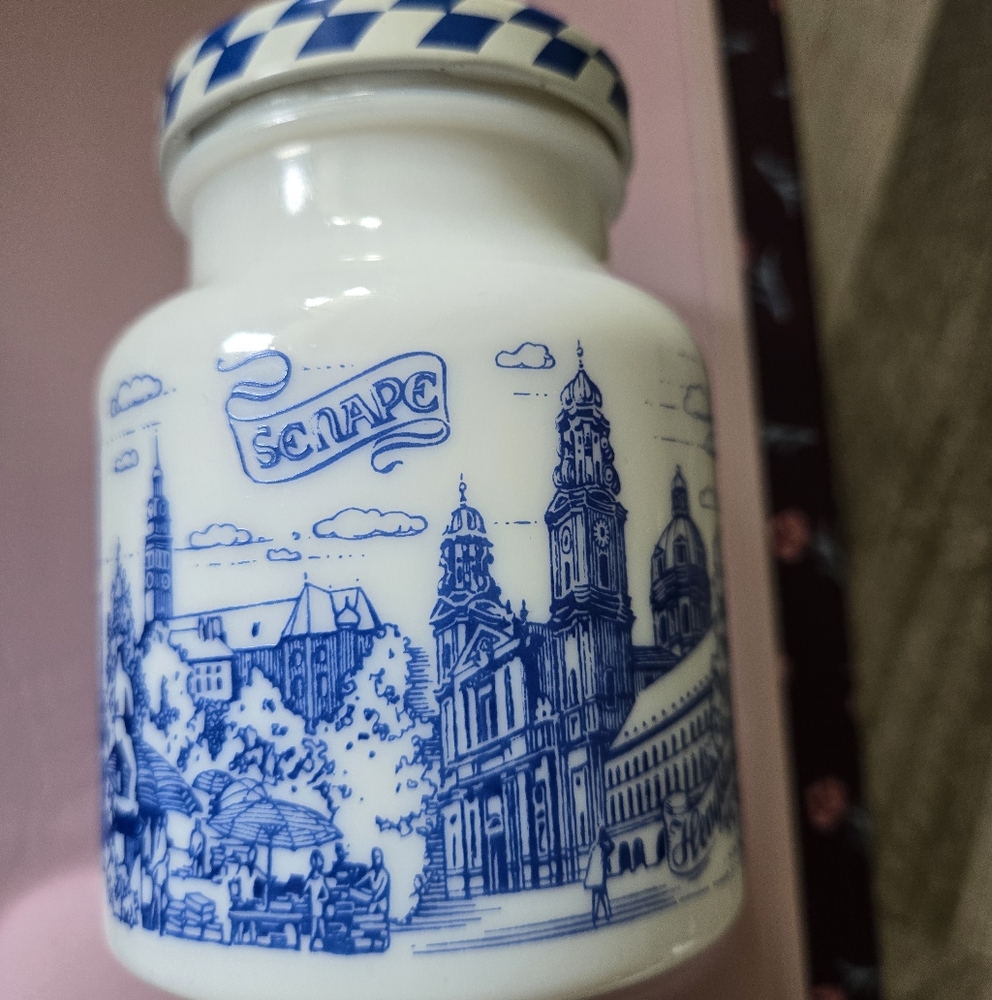 Vintage Munich Germany Milk Glass Jar Blue White Transferware Bavarian Cottage - Picture 2 of 7